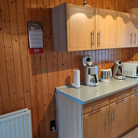 Semesterbostad Eul F5 With Winter Garden