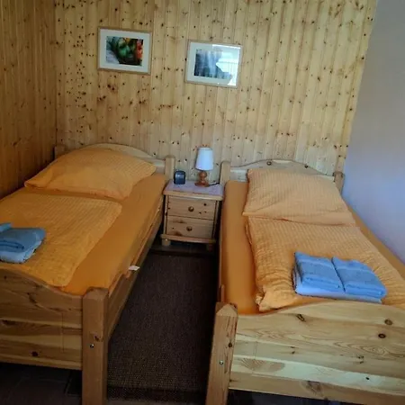 Eul F5 With Winter Garden Semesterbostad Grosswurden