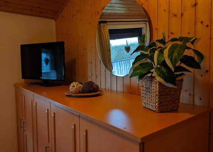 Eul F5 With Winter Garden بيت للعطل